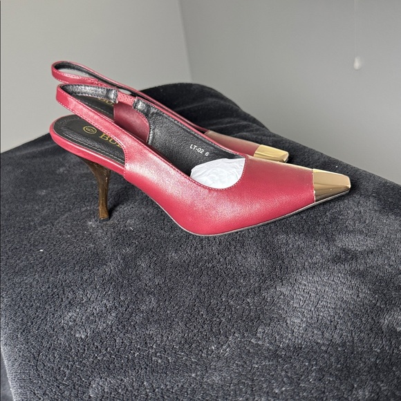 New-Slingback 3In Kitten Heel Comfortable Closed Toe Pumps - Picture 3 of 7